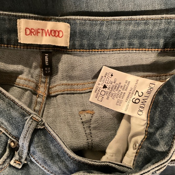 DRIFTWOOD Blue Jeans with Floral Embroidery size 29 - Picture 5 of 8